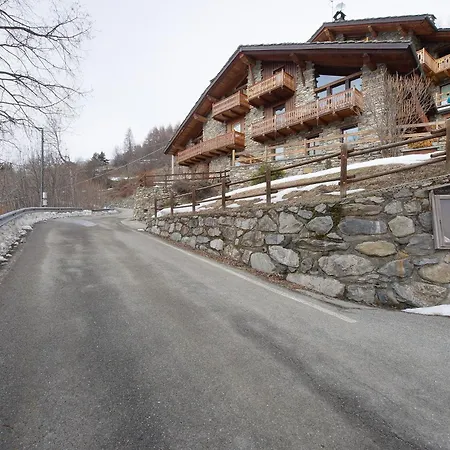Relax Mountain Valle D'aosta Apartamento