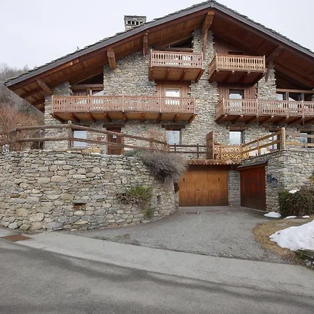 Relax Mountain Valle D'aosta Apartamento *